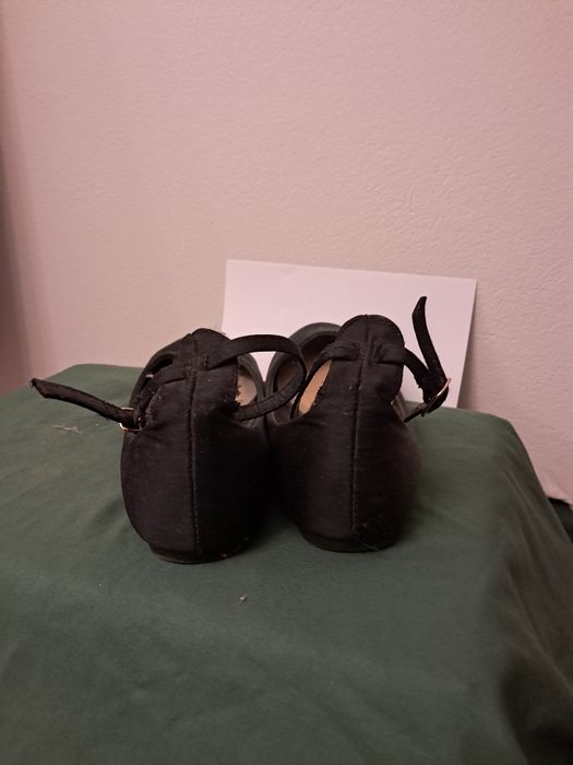 Czarne buty balerinki na pasku 38