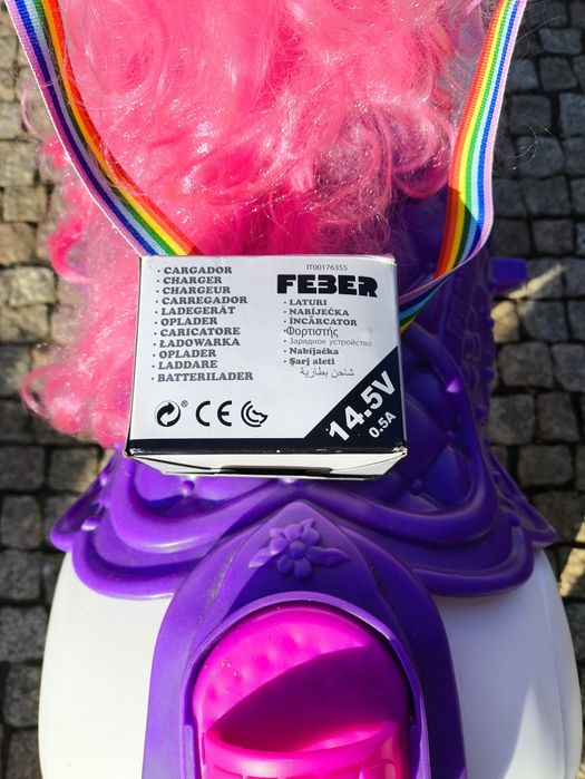 Unicórnio elétrico Feber