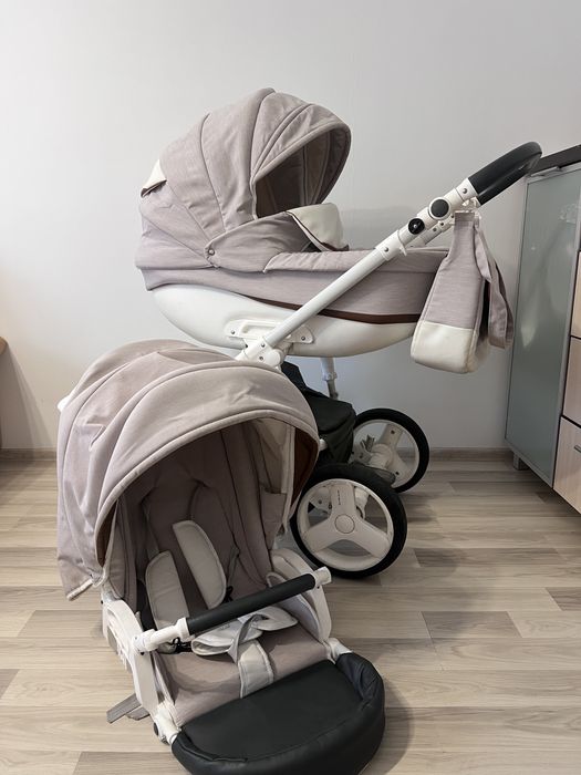 Стильна дитяча коляска фірми Bexa 2в1 в гарному стані