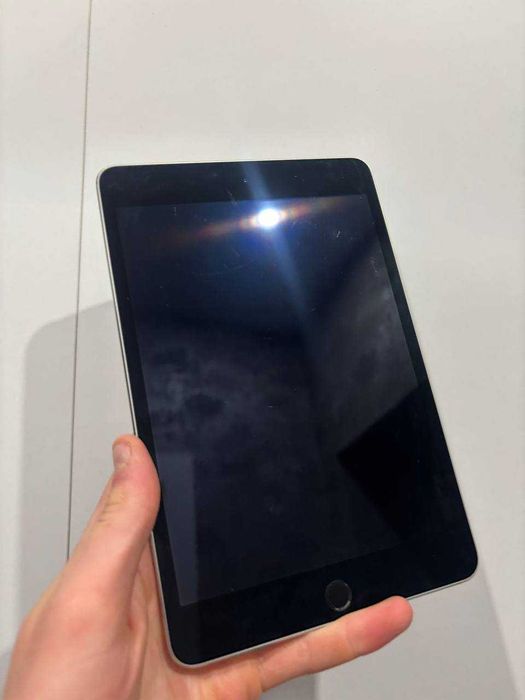 ipad mini 4 128 - купити планшети - Ціна на OLX.ua