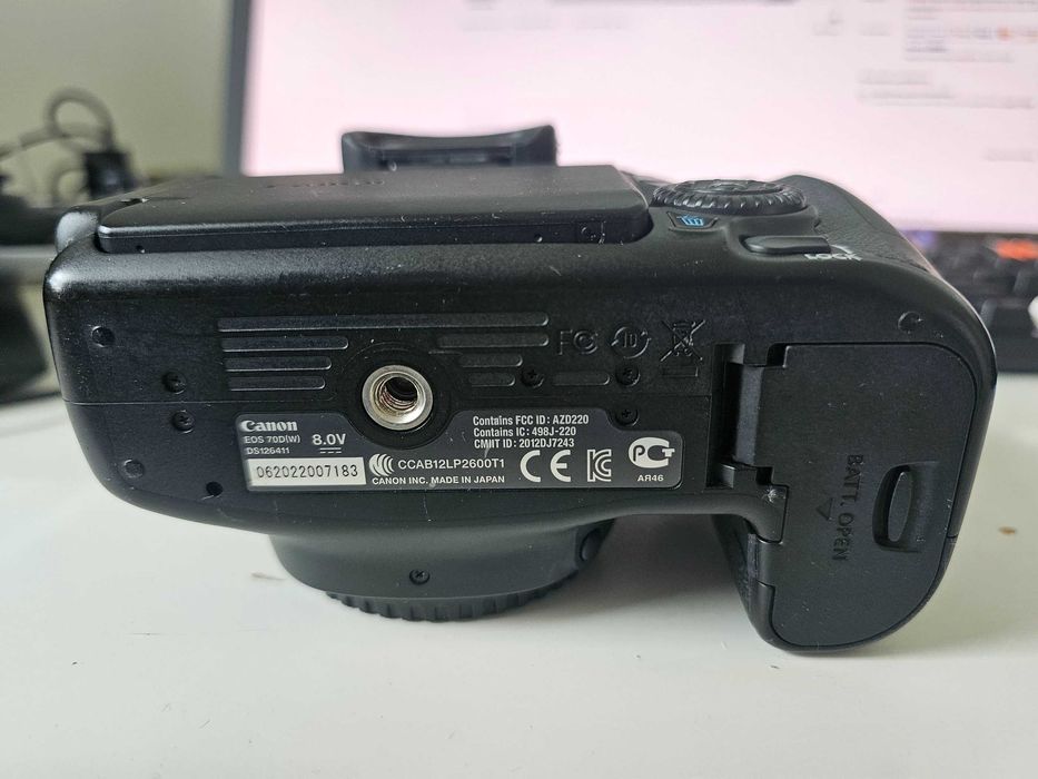 CANON 70D 本体 Amazon | EOS 70D BODY ONLY | コンパクト 通販
