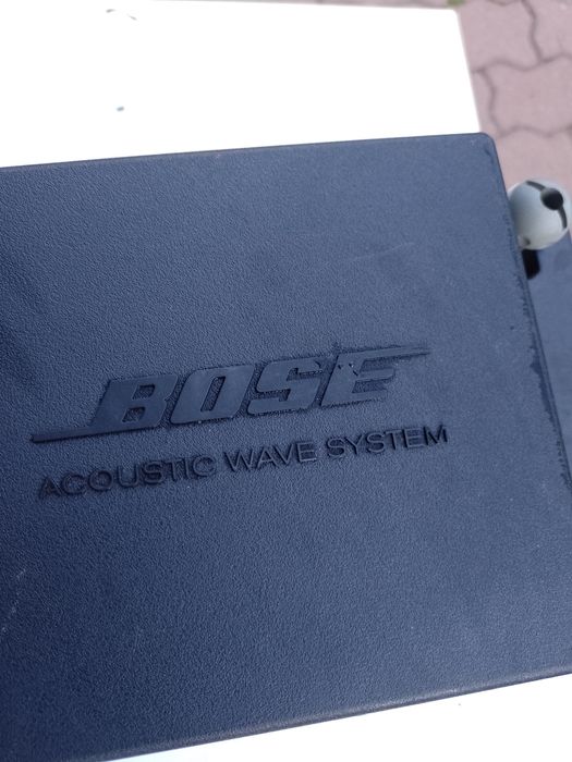 Renault Clio 4 subwoofer Bose