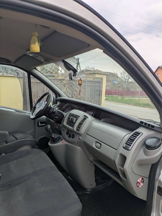 Продам OPEL VIVARO пасажирський
