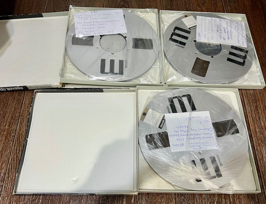 Катушки магнитофонные. Бобины. Maxell. 26,5 см.