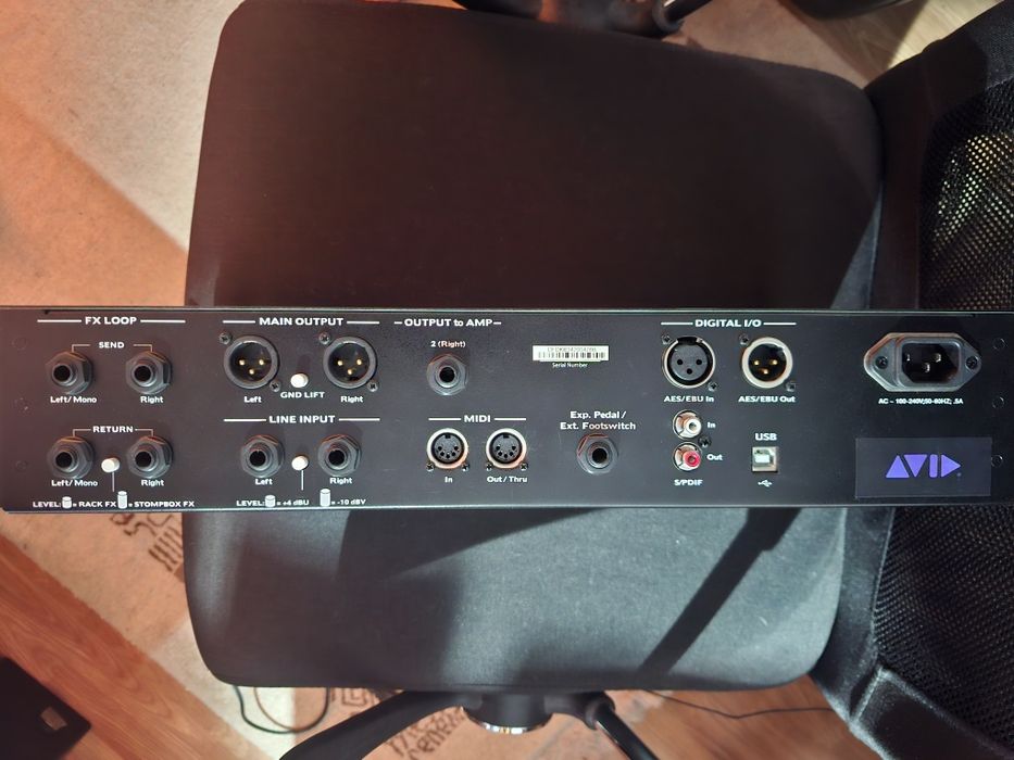AVID Eleven Rack + Rack 2 Unids