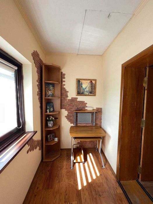 Продаж будинку та ділянки в смт. Івано Франкове