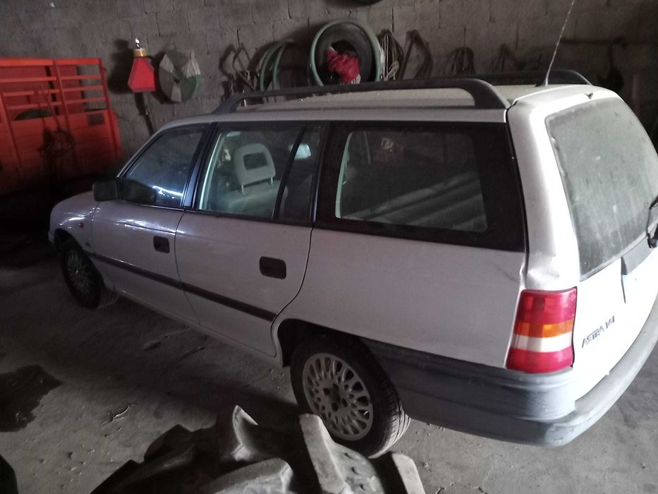 Opel astra branco