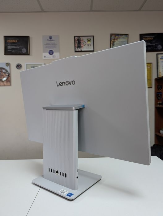 2025р. Моноблок Lenovo IdeaCentre 3 27IRH9/i5-13420H/16GB/512GB/FHD/27