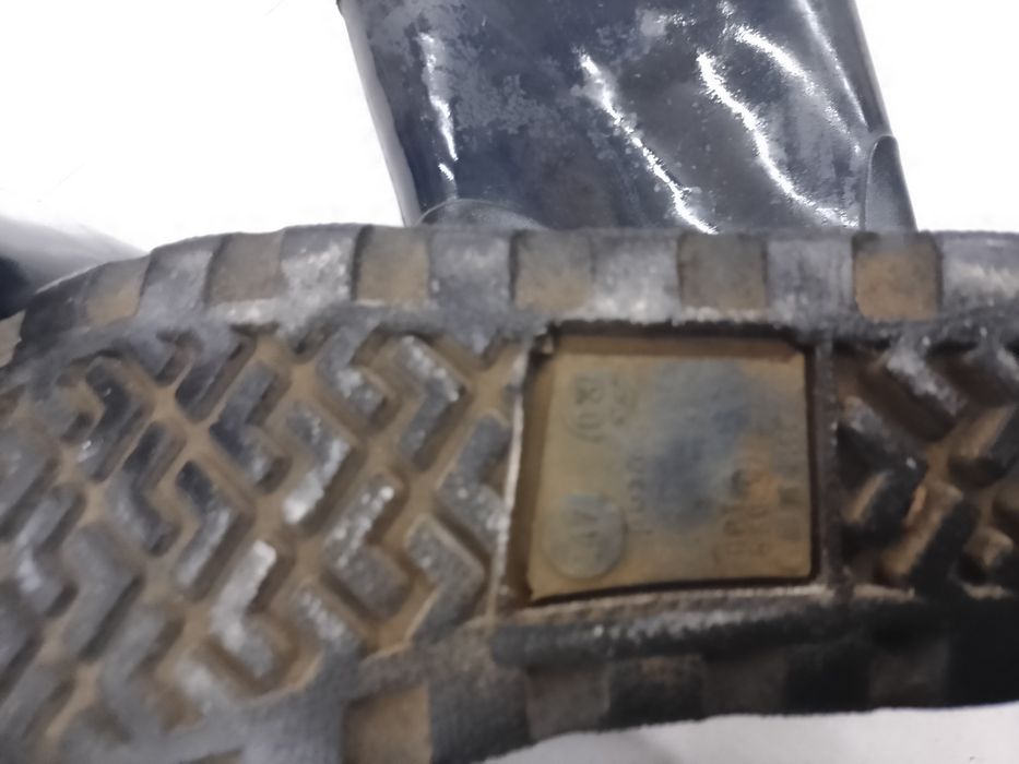 Резиновые сапоги