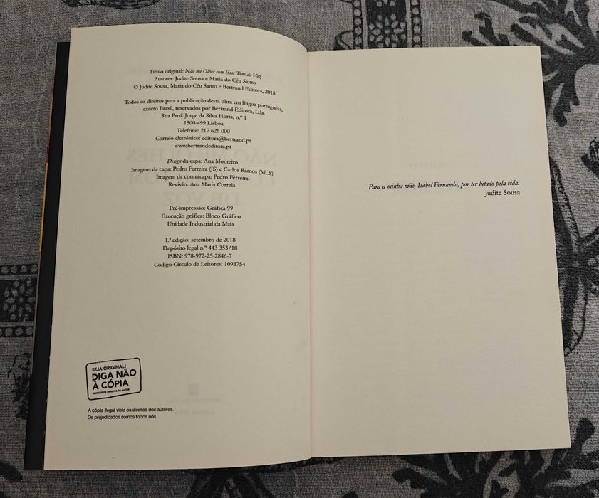 Não Me Olhes Com Esse Tom de Voz de Judite Sousa e Maria do Céu Santo