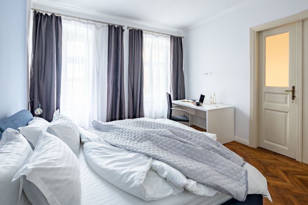 Подобова оренда Львів площа Ринок 28 Romari Apartment