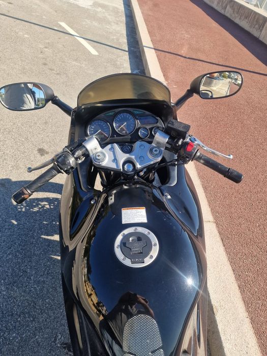 Suzuki gsx 750 f