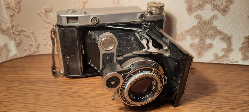 Фотоаппарат "Москва -5".