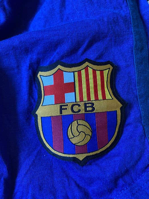 Bawełniane krótkie spodenki BARCELONA F.C. - M - OKAZJA
