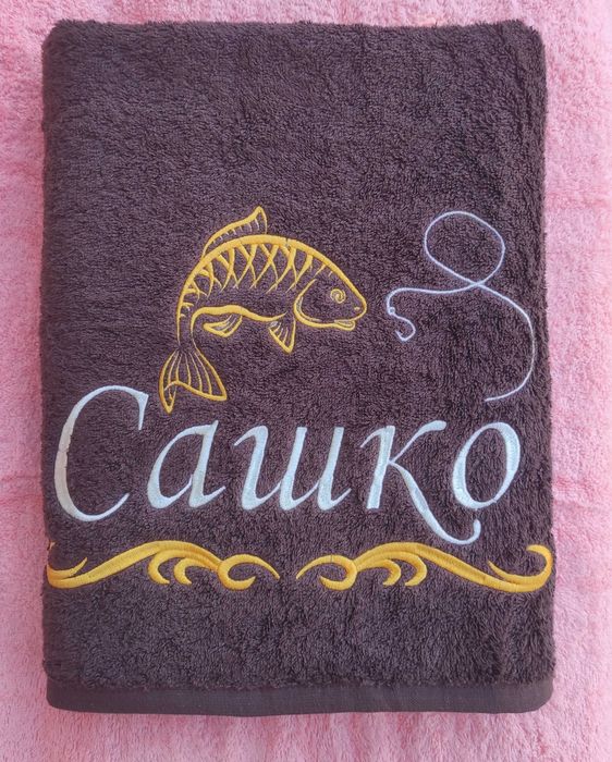Рушники з індивідуальною вишивкою на замовлення