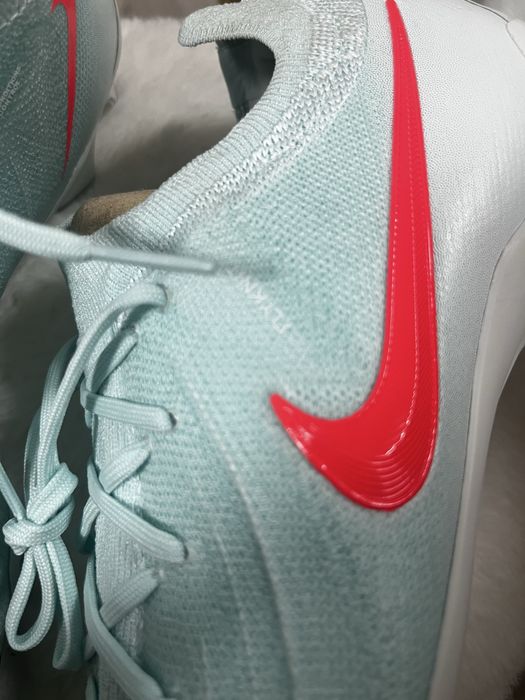 Nike performance elite