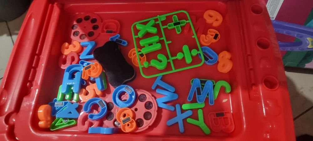 Мольбер для рисования/Столик и стульчик.