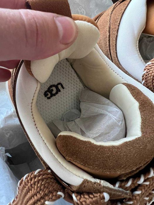 Жіночі UGG Astromel Chestnut EUR 39. Нові