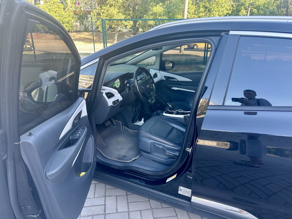 Chevrolet bolt ev 2018 premier