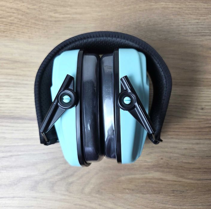 Ochronniki słuchu tłumiące hałas