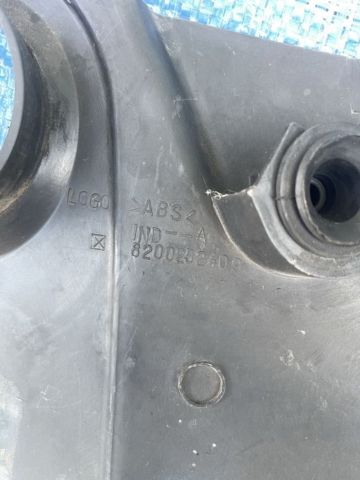 Кришка двигуна Renault Kangoo 1.5 dci k9k