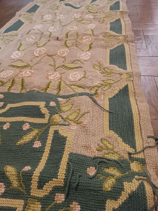 Passadeira de arraiolos inacabada