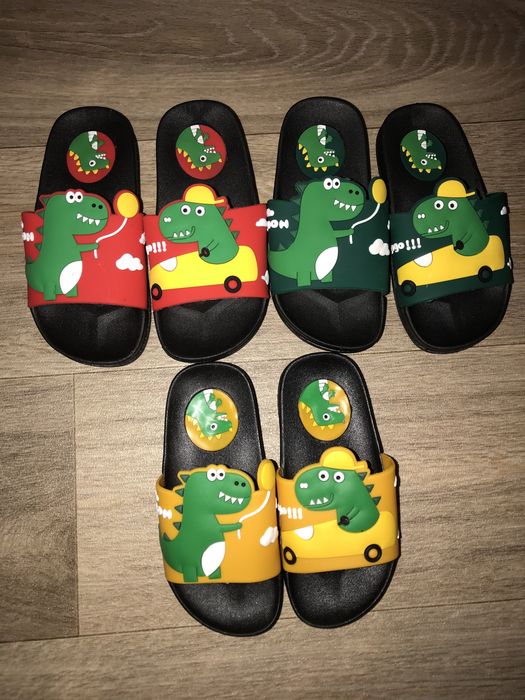 Шльопанці дитячі