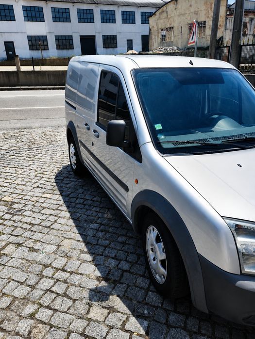 Ford Transit Connect Curta 1.8 TDCi – Março de 2006