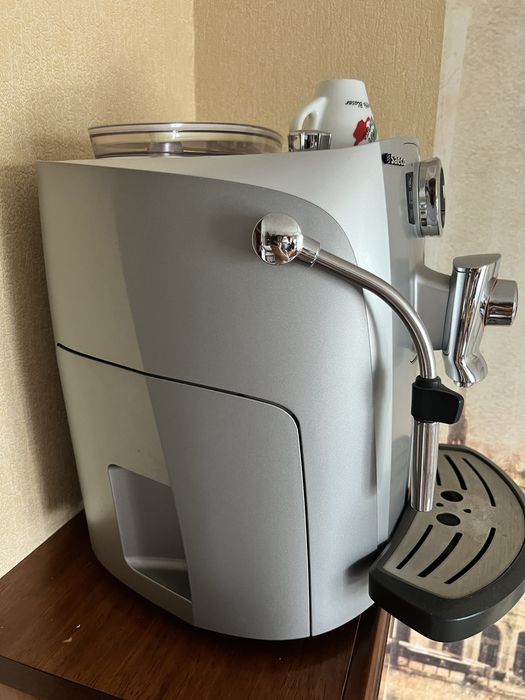 Кофемашина Saeco Talea Giro Plus