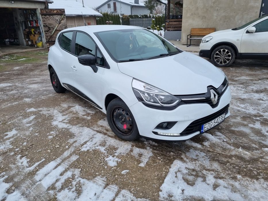 Clio 4 Polift ,0.9 Tce 90 ps benzyna , 65tys km,  2x koła , bez wkładu