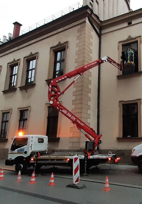 Podnośnik koszowy 12m 18m zwyżka wynajem z operatorem