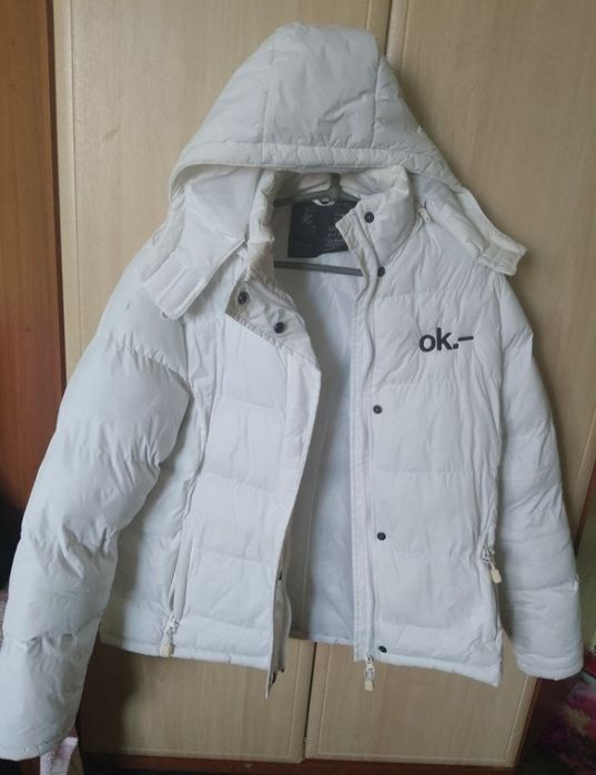 Продам женскую куртку