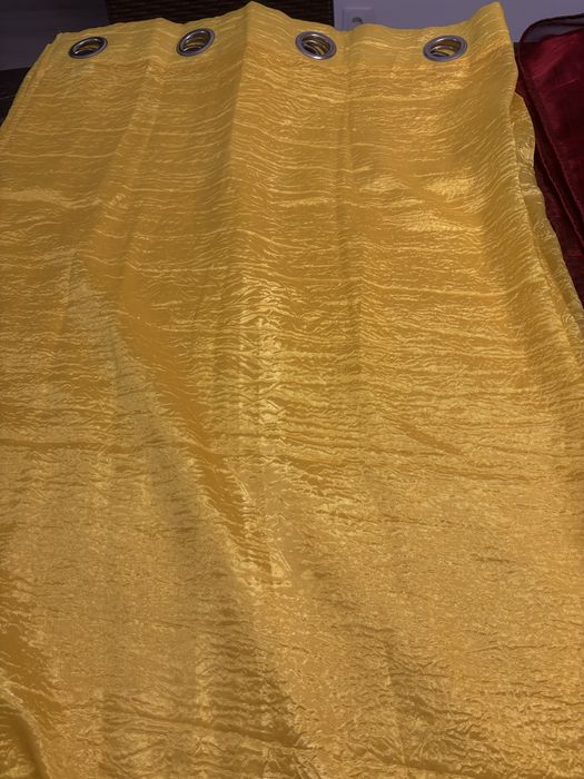 Conjuntos de cortinados (2 vermelho - branco - amarelo)