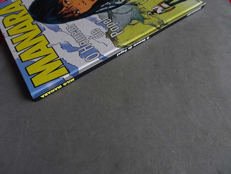 Livro da editora Meribérica - Manara - O Homem de Papel (capa dura)