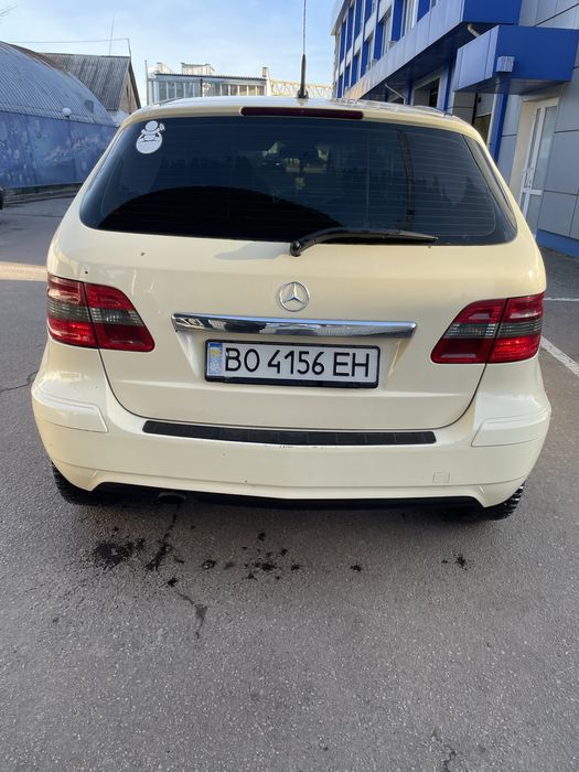 Мерседес В180  Дизель,автомат