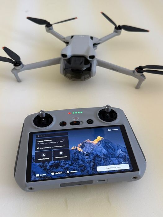 DJI Mini 3 dron + torba