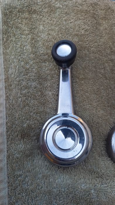 Ручки стеклоподьемника