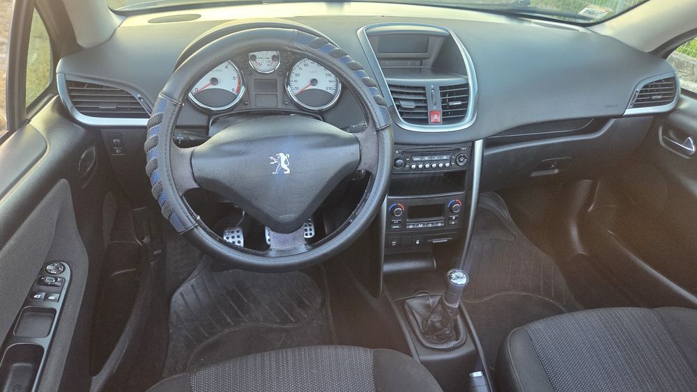 Peugeot 207 CC 1.6 HDI Cabrio