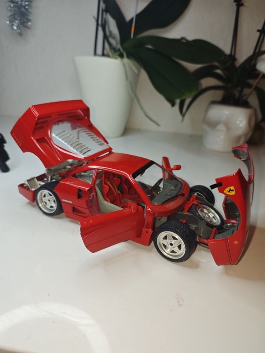 Bburago 1/18 Ferrari F40
