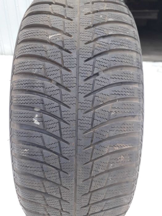 Шина Bridgstone  blizzak