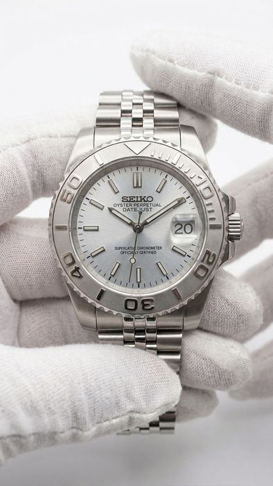 Seiko Mod Automático "Ice Blue" - Movimento NH35 (Novo)