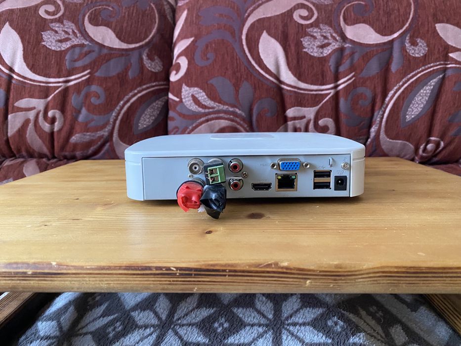 Продам комплект для системы видеонаблюдения.