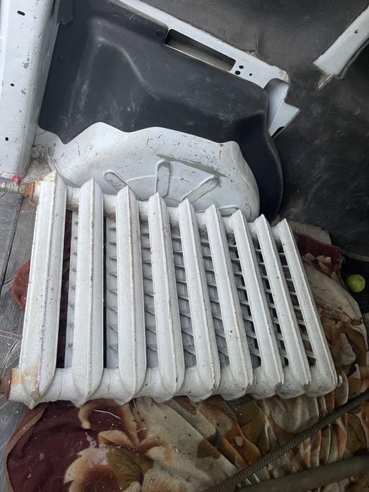 Продаю Батареї чугунні