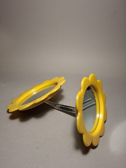 Lusterko kwiatek prl