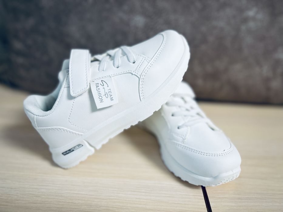 Продам залишки дитячого взуття оптом!