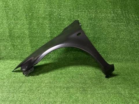 Нове переднє крило ліве/праве Mazda Мазда 3 BK, BM BL, 6 GG, GY, GJ