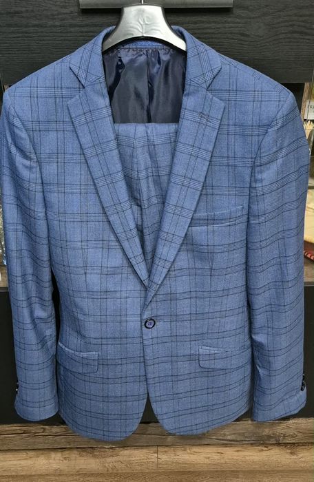 Garnitur  jednorzędowa Giacomo Conti 176/88/82si