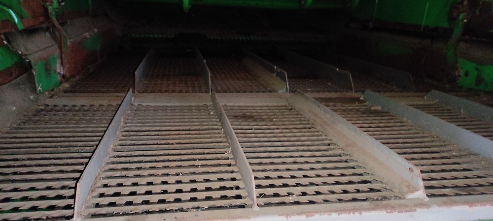 Комбайн зернозбиральний Дон 1500Б