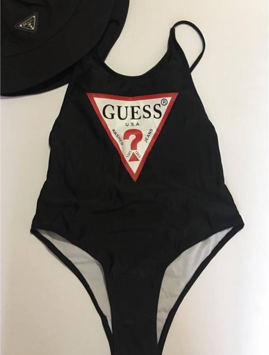 Суцільний Купьник guess розмір м