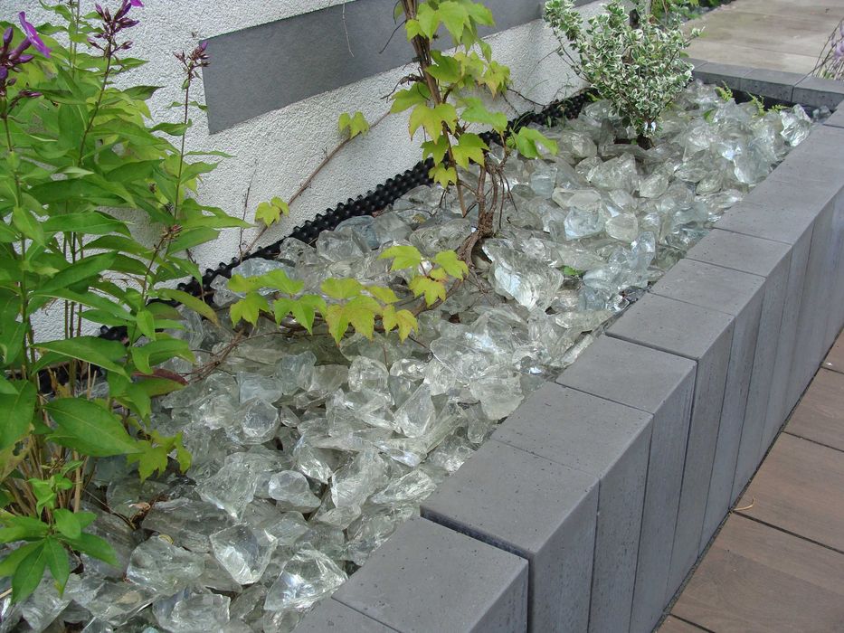 Kamienie, bryły szklane